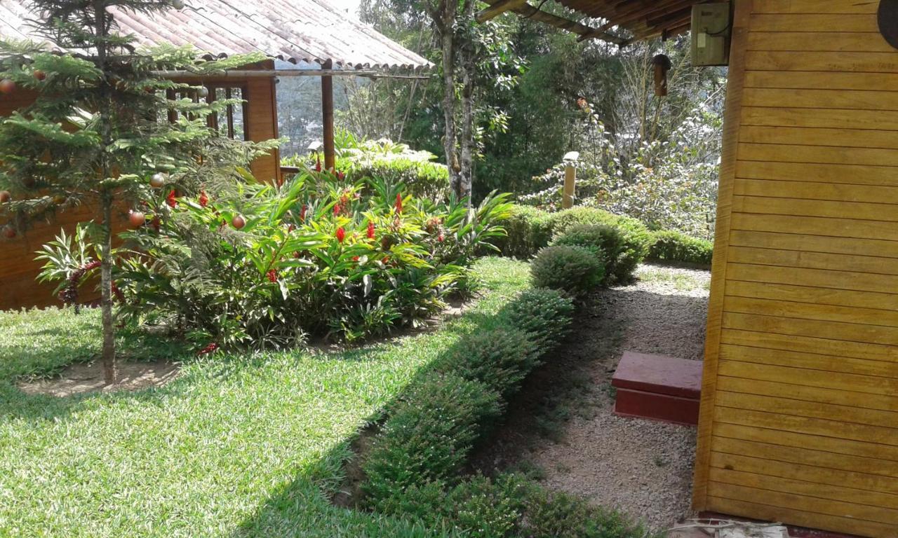 Estancia La Colina Santo Domingo de los Colorados Exterior photo